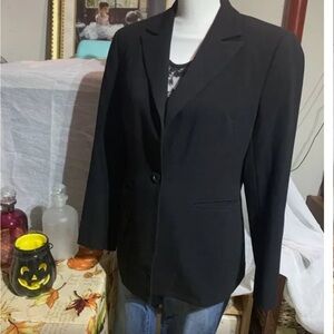 Dress Barn Chic like new Black Blazer size 8